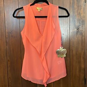 Princess Vera Wang coral sleeveless blouse with flowy collar, size XS